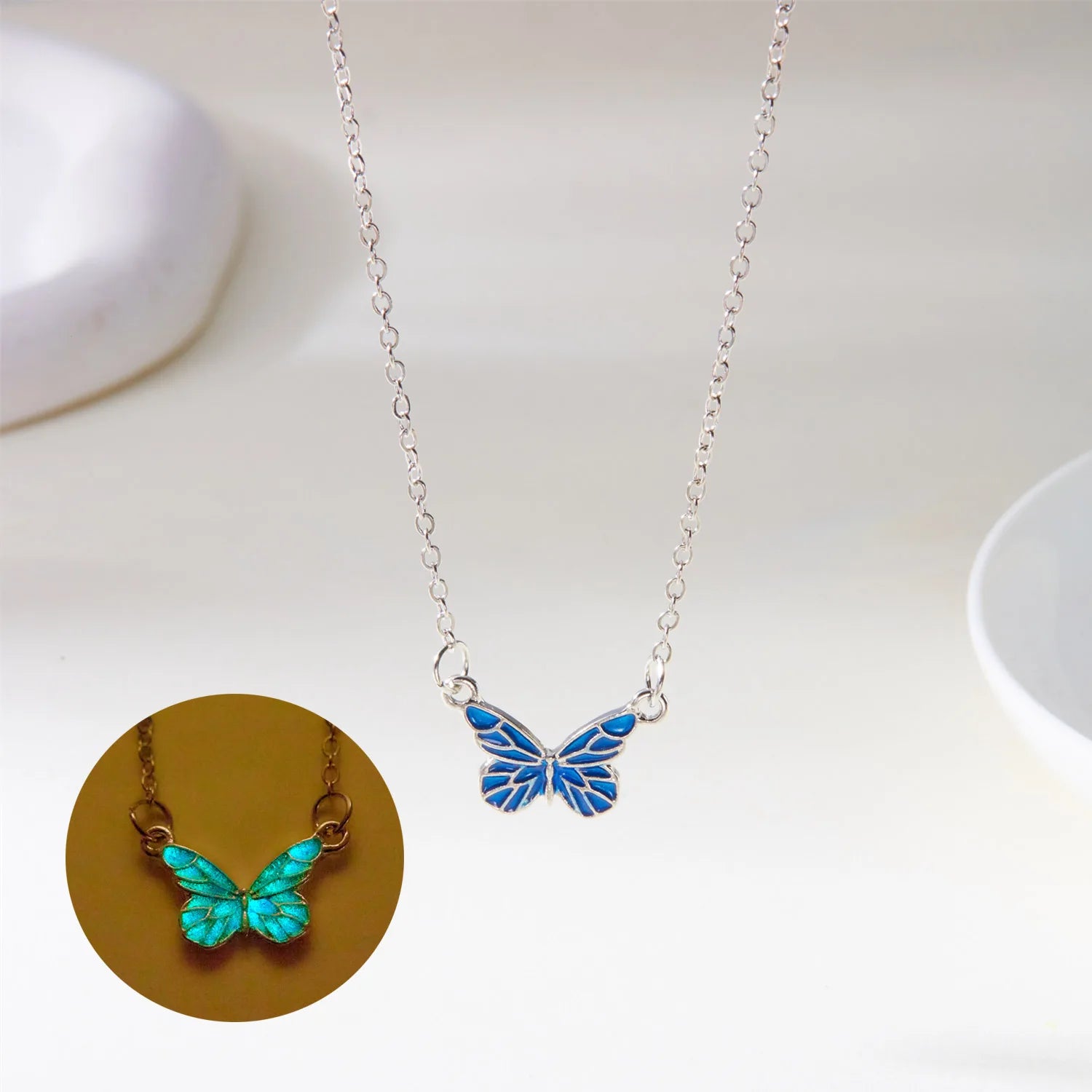 1Pc Luminous Butterfly Necklace Bracelet For Women Girls Vintage Glow In The Dark Pendant Christmas New Year Party Jewelry Gift