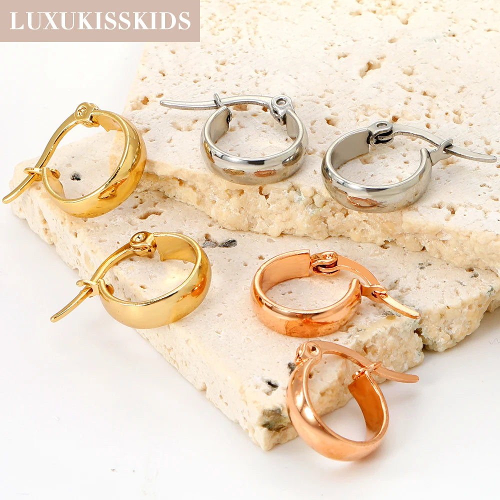 LUXUKISSKIDS 1pairs Minimalist Hoop Earrings Set for Woman/Men Big Circle Earrings Jewelry Ear Clip Punk Style Titanium Piercing