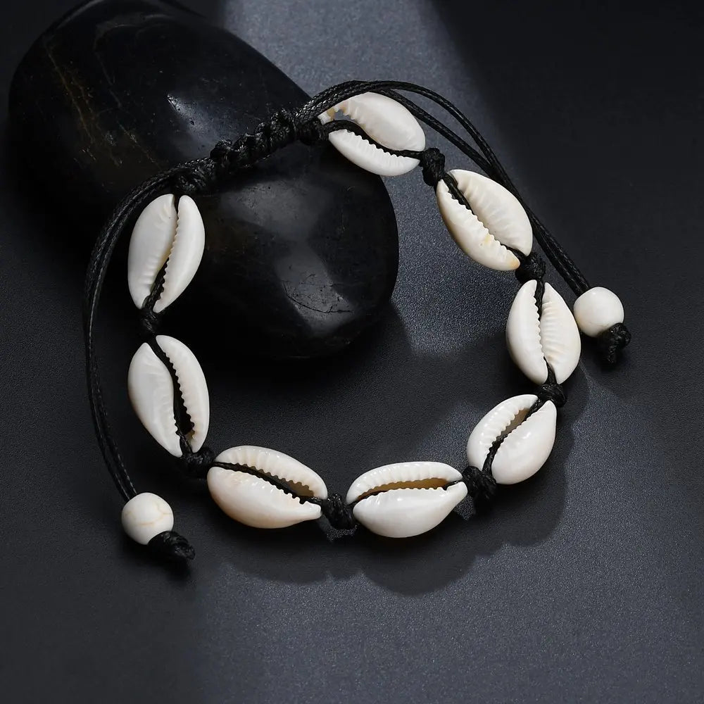 Hot Sale Handmade Natural Seashell Hand Knit Bracelet Shells Bracelets Women Accessories Beaded Strand Bracelet