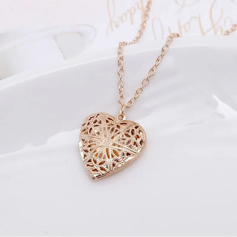 New Fashion Steampunk Dainty Circle Collier Round Minimalist Chain Pendant Necklace For Women Jewelry Gift Cheap Collar