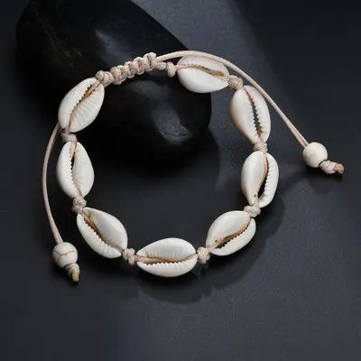 Hot Sale Handmade Natural Seashell Hand Knit Bracelet Shells Bracelets Women Accessories Beaded Strand Bracelet