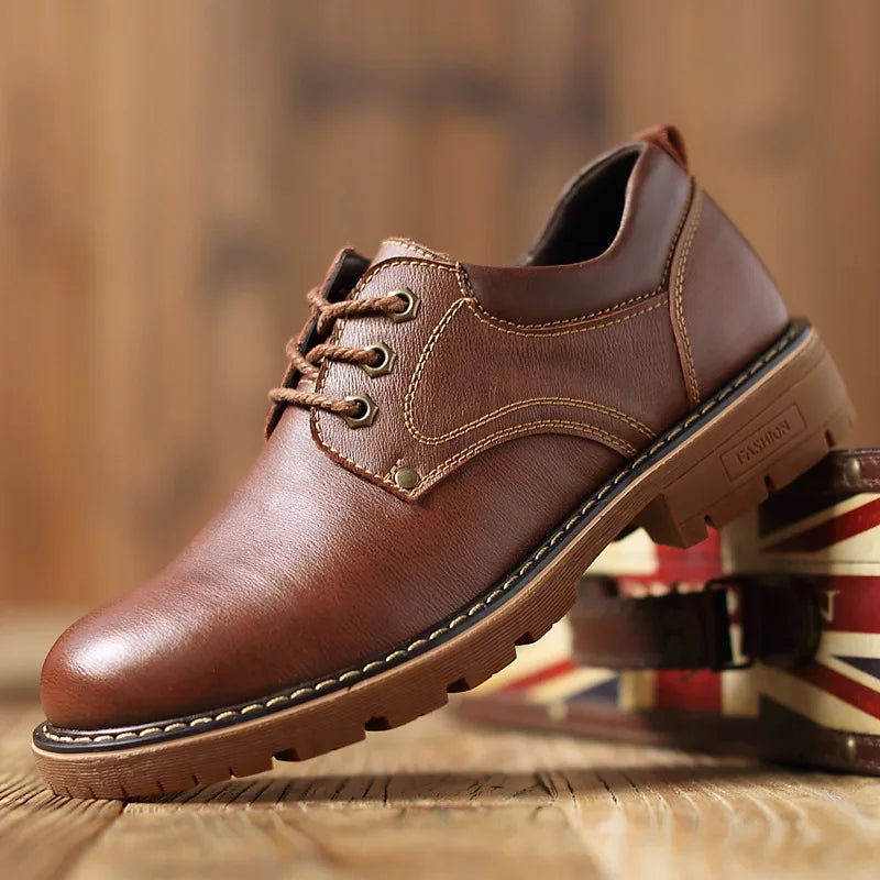 2025 Autumn New Men Leather Shoes Brogue Casual safety shoes Men Genuine Leather Shoes Work Business Casual Sneakers