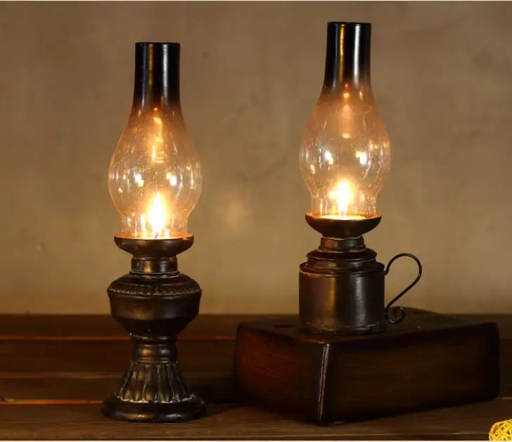 Creative Resin Crafts Nostalgic Kerosene Lamp Candle Holder Decoration Vintage Glass Cover Lantern Candlesticks Home Decor Gifts