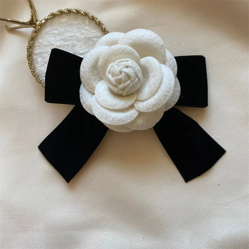 New Fabric Camellia Flower Brooch Velvet Bow Tie Ladies College Style Shirt Collar Pins Vintage Wedding Party Brooches For Women