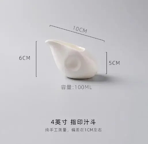 Creative Ceramic Mini Coffee Milk Jugs with Handle Milk Cup Milk Can Restaurant Gravy Boats Pure White Specialty Tableware