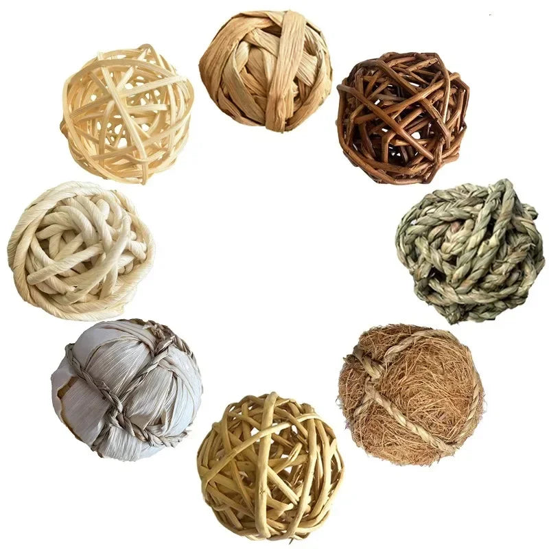 Chewing Braided Ball Guinea Pig Rabbit Hamster Small Animal Play Pet Interactive Chew Toy Natural Grass Ball Bunny Supplies