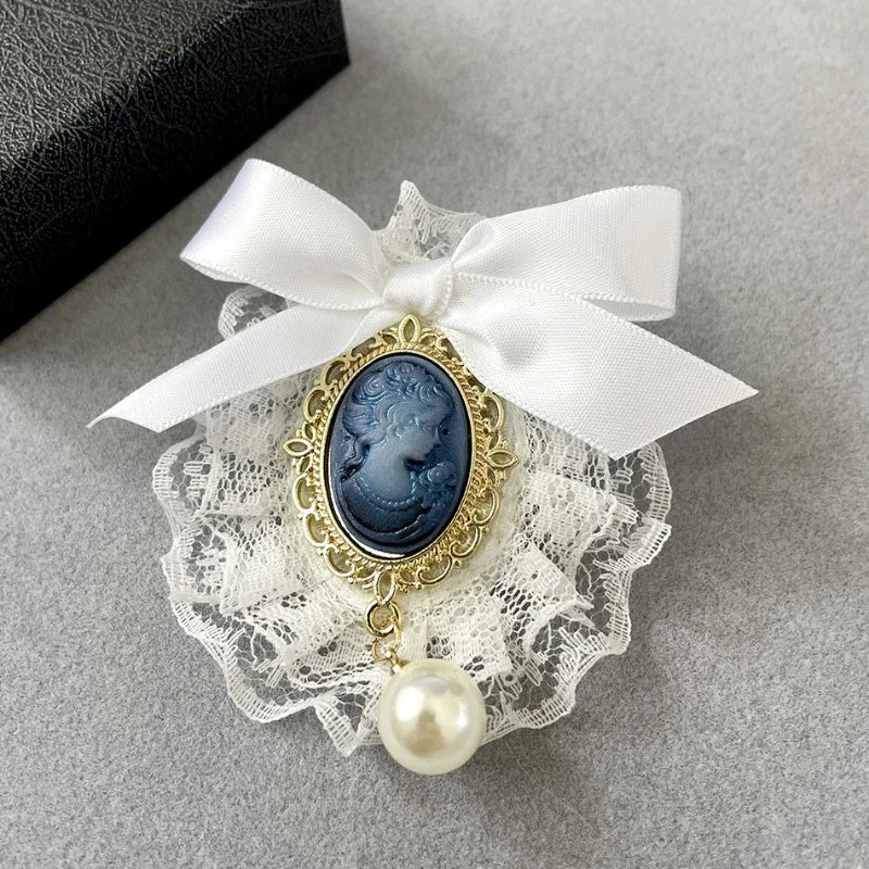 Vintage Handmade Fabric Art Lace Bow Brooches for Women Beauty Head Pearl Corsage College Style Collar Pins Jewelry Accessories