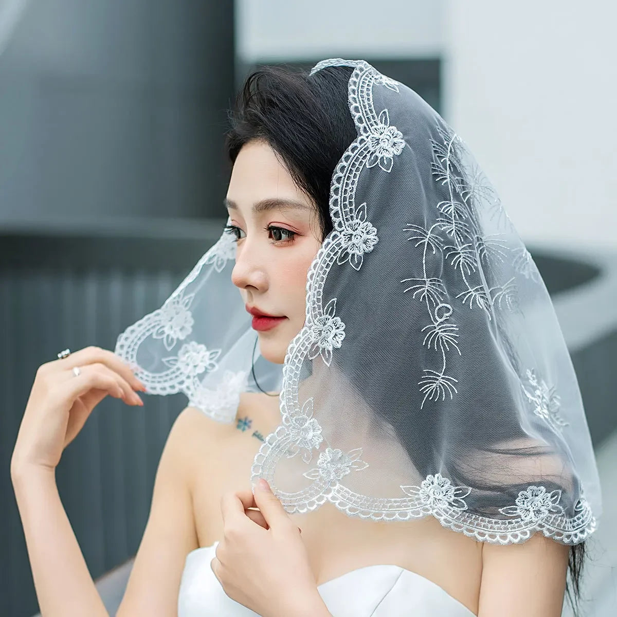 Bridal Embroidered Lace Headscarf Prayer Headscarf Short Yarn Shawl Single Layer Veil