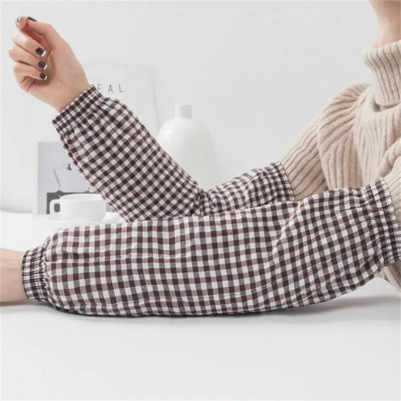 Pure Cotton Jacquard Lattice Four Needle Work Dirt Resistant Antifouling Dustproof Kitchen Supplies Sleeve Cuff Arm Cover