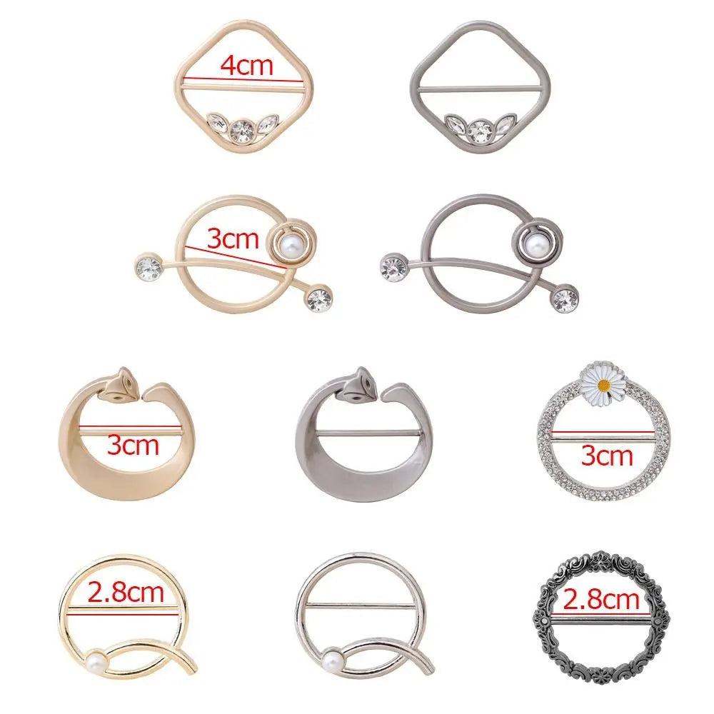 New Rhinstone Scarf Buckle T-Shirt Silk Clasp Clip Holder Scarf Ring Brooch Waist Buckle Fashion Minimalist Jewelry Accessories