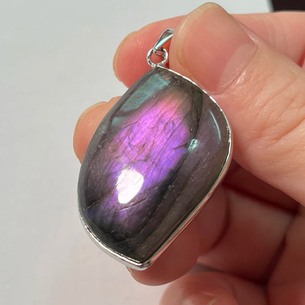 Gem Pendant Natural Stone Irregular Shape Bead Purple Blue Labradorite Necklace Pendant for Women Men Jewelry Gift 1Pcs