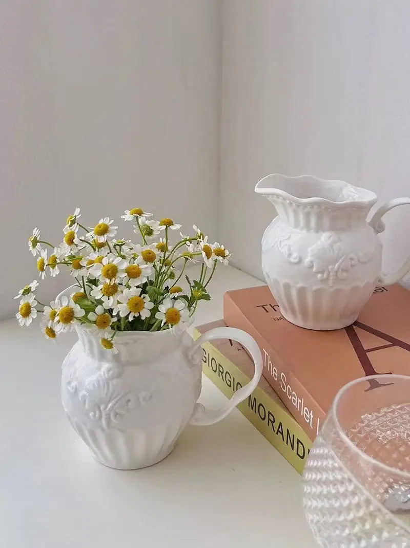 Fashion Retro Relief Ceramic Vase Living Room Desktop Decoration White Milk Pot Vase Home Decoration