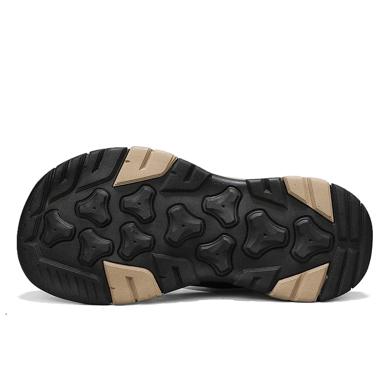New Summer Sandals Breathable Fashion Men Shoes Genuine Leather Outdoor Man Hollow Sandals Antiskid Beach Sandals Flats Footwear