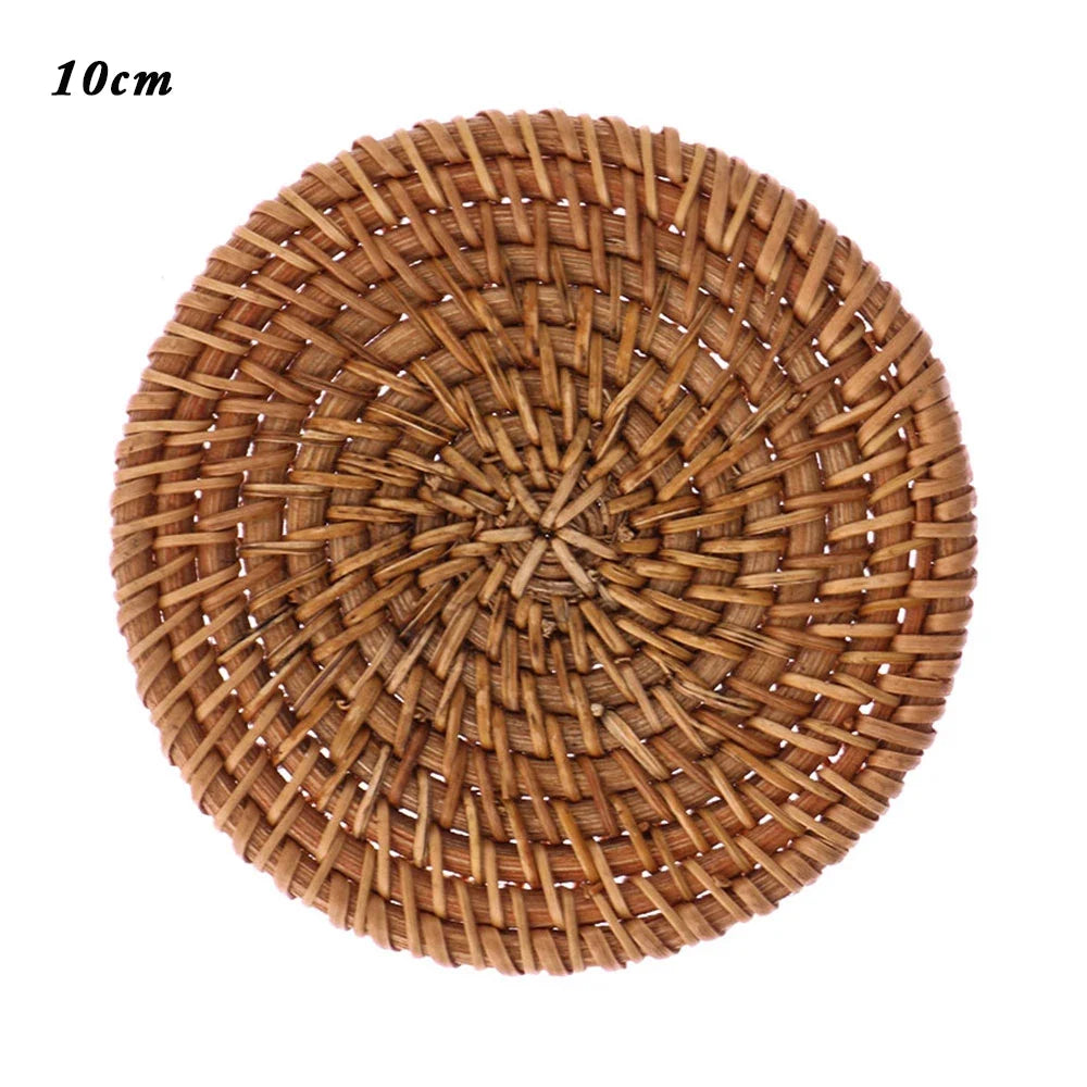 1Pc New Hot Natural Rattan Coasters Insulation Cup Bowl Pad Handmade Padding Table Mat Round Placemats Kitchen Accessories