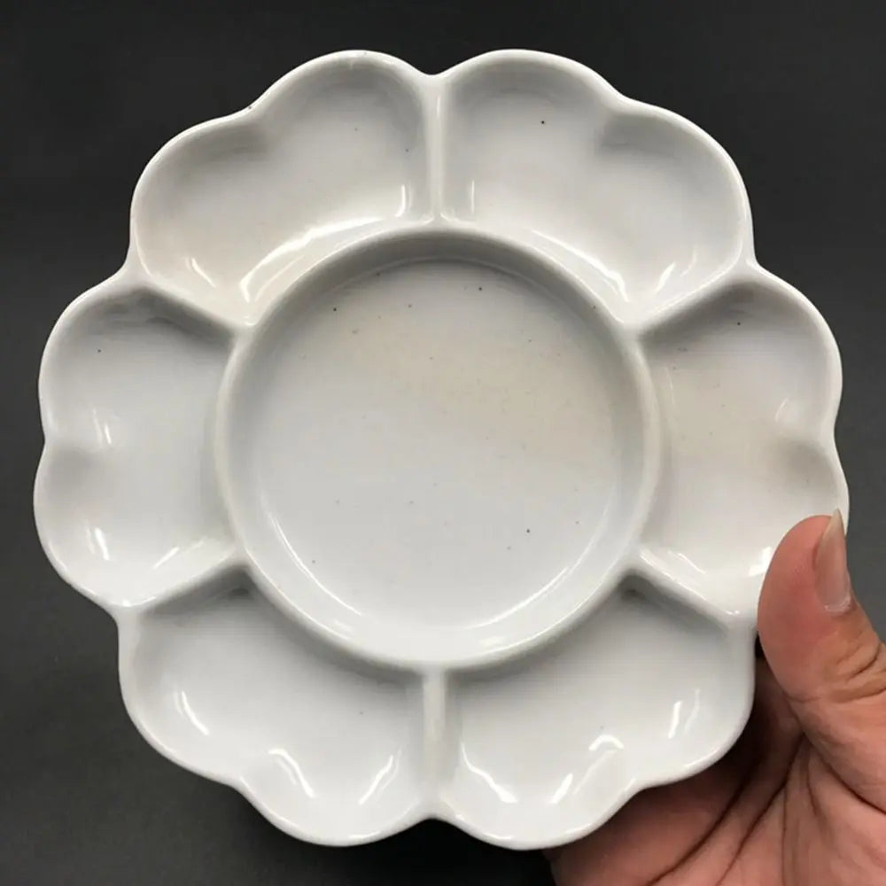 Traditional Ceramic Paint Palette Tray White Portable Porcelain Palette 3 Size Flower Shaped Plum Blossom Paint Plate for Artist