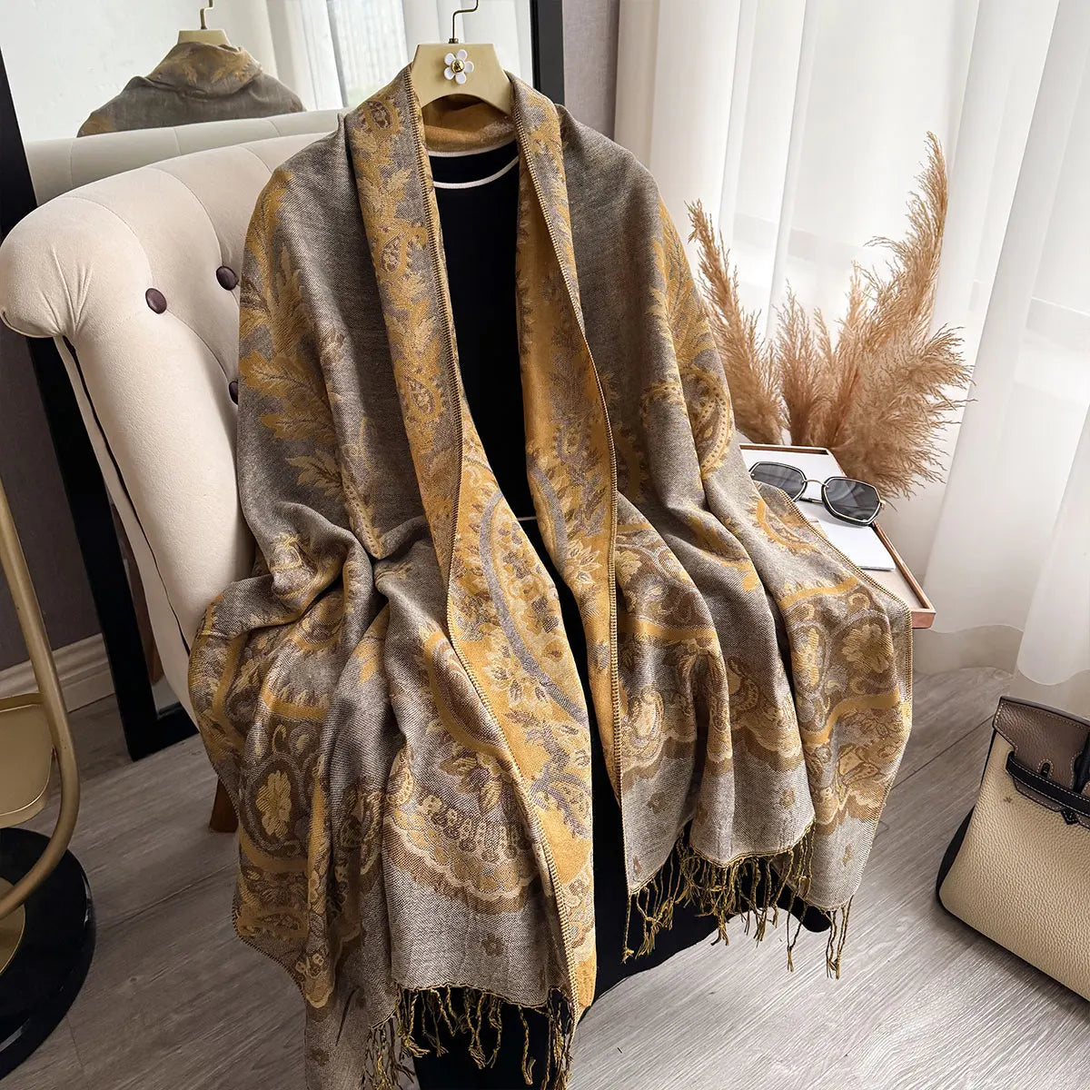2025 Women Scarf Luxury Bohemian Style Shawl Jacquard Paisley Pattern Designer Tassel Blanket Design Lady Muslim Hijab Pashmina