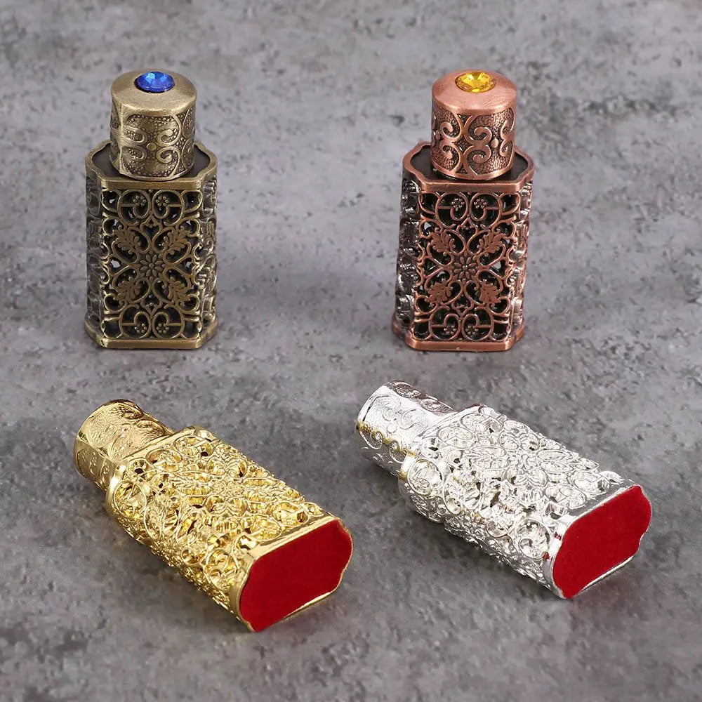 Arab Style Royal Bottle Antiqued Metal Wedding Decoration Gift Cosmetic Container Essential Oils Bottle Perfume Bottle