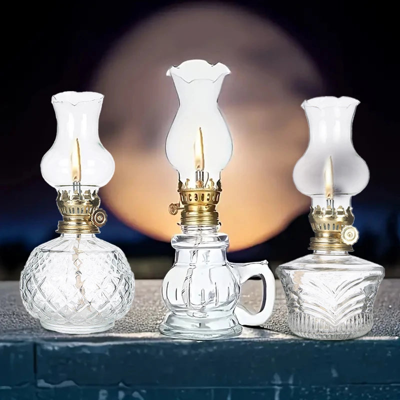 1pc Adjustable Flame Glass Kerosene Lanterns Retro Oil Lamp Glass Family Decorate Lights Portable Adornment Halloween Room Decor