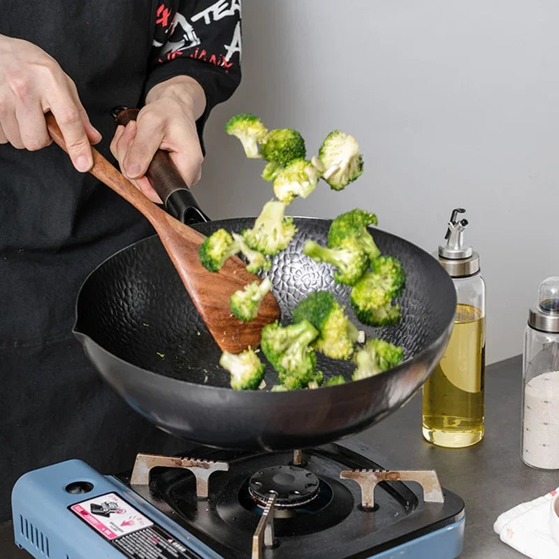 Pure Iron wok cast iron pan Non-coated Pot General use for Gas and Induction Cooker 32cm Chinese Wok Cookware Pan