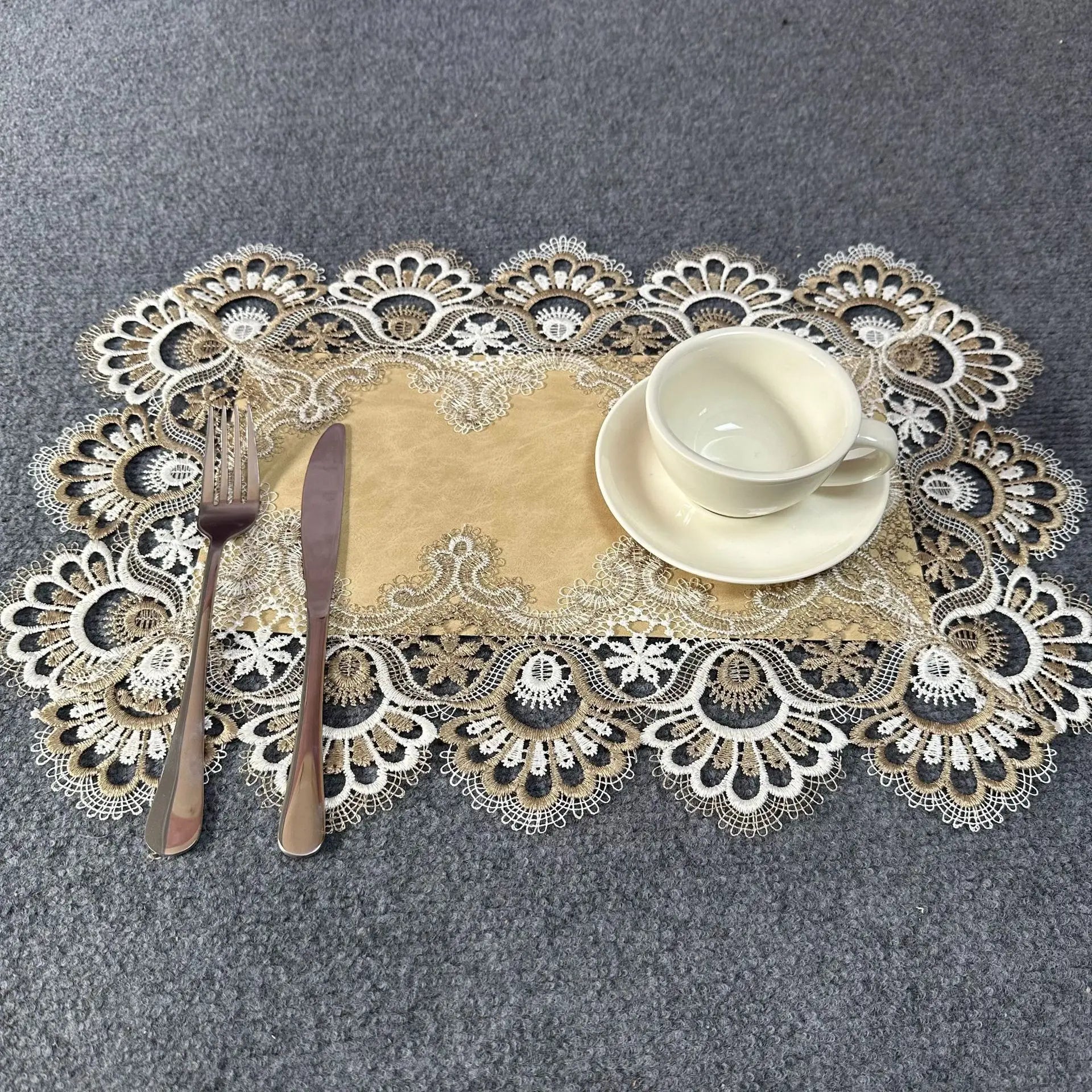 Fashionable Lace Table Cloth European Style Floral Embroidery Table Cloth Waterproof PU Mat Table Ornament