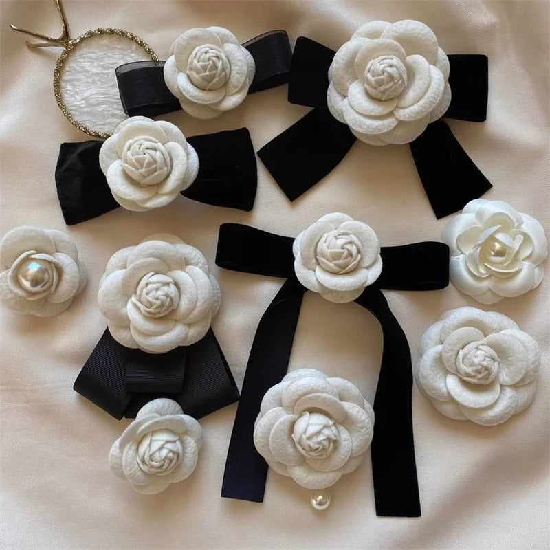 New Fabric Camellia Flower Brooch Velvet Bow Tie Ladies College Style Shirt Collar Pins Vintage Wedding Party Brooches For Women
