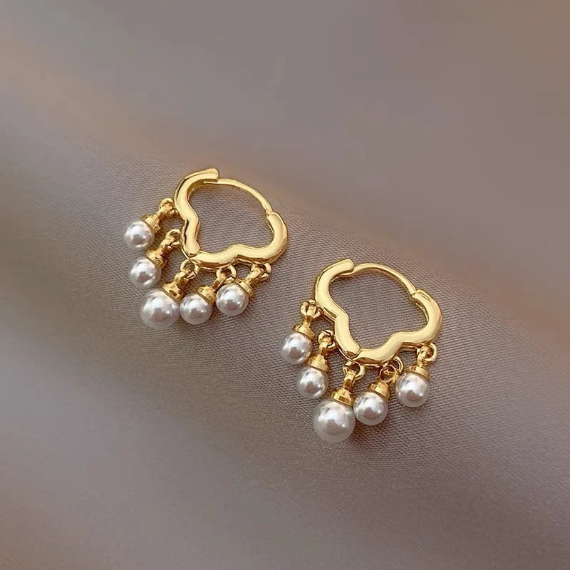 Cloud Pearl Huggies Hoop Earrings For Women Party Classic Ins Fashion Jewelry Minimalist Accessories New Year Gifts