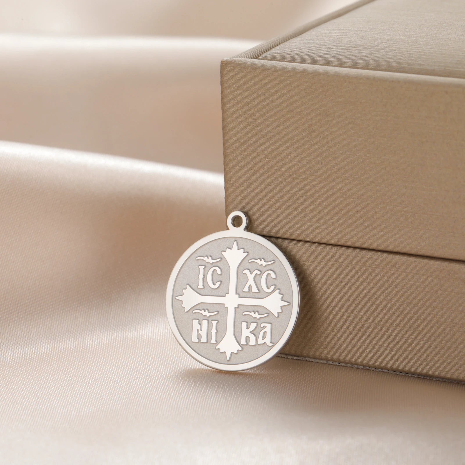 Stainless Steel Circle Cross Pendant for Necklace Earrings Bracelet Jewelry Set Gifts DIY Accessories Supplying Wholesale