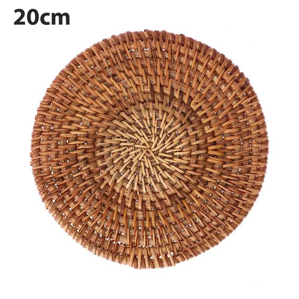 1Pc New Hot Natural Rattan Coasters Insulation Cup Bowl Pad Handmade Padding Table Mat Round Placemats Kitchen Accessories