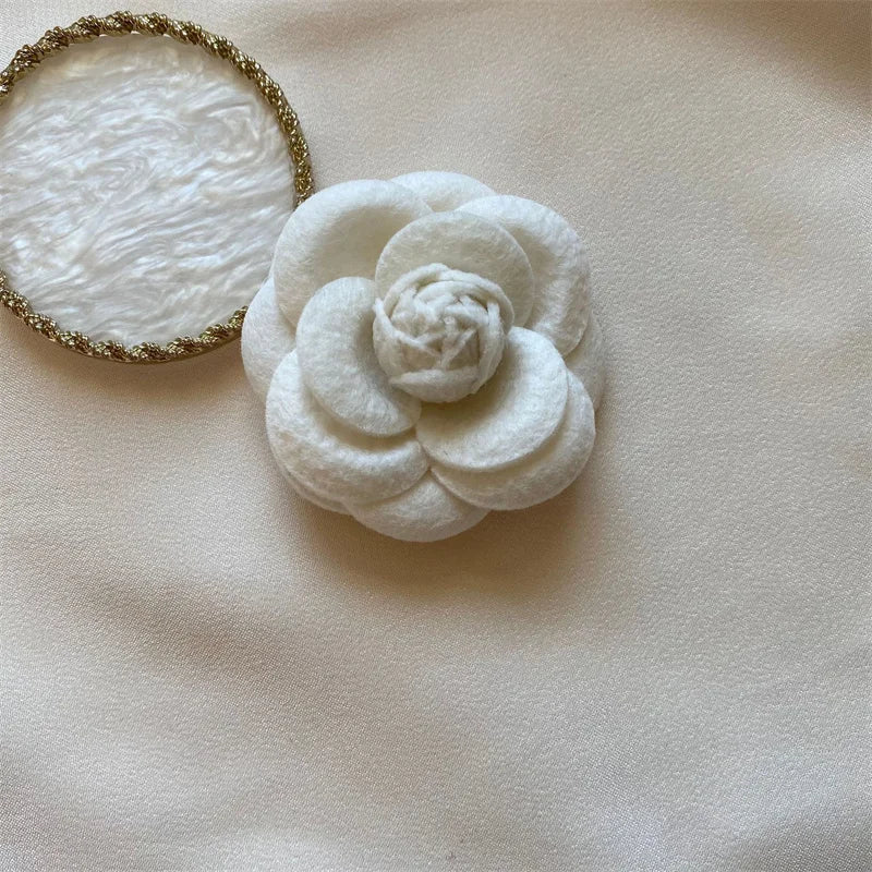 New Fabric Camellia Flower Brooch Velvet Bow Tie Ladies College Style Shirt Collar Pins Vintage Wedding Party Brooches For Women