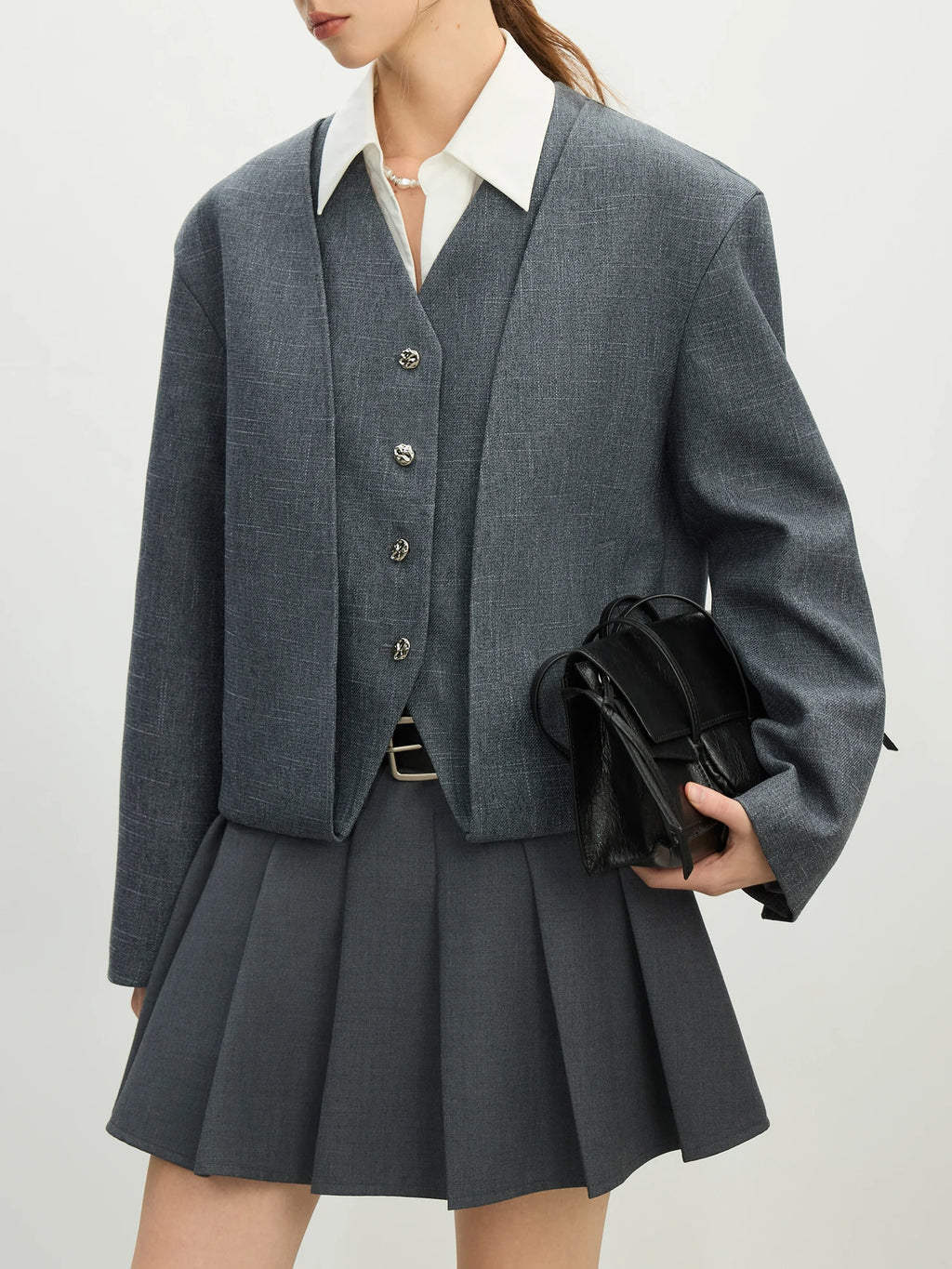 FSLE Exquisite Minimalist Style Fake Two-piece V-neck Suit Short Jacket For Women Spring 2025 New Commuting Chic Top 25FS11194