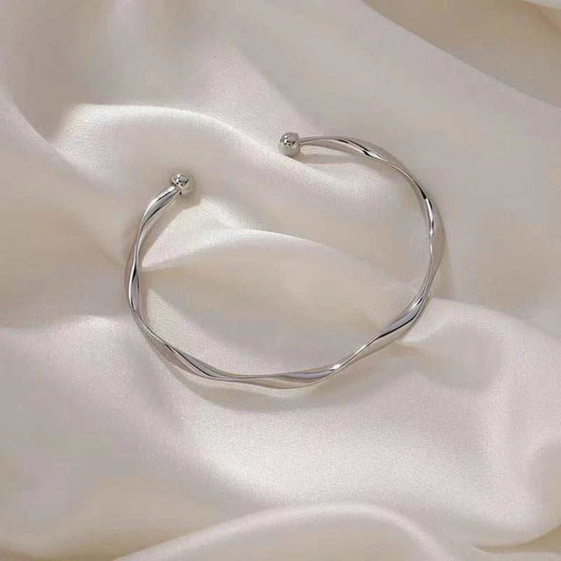 Fashion Silver Color Hollow Double Heart Bangle Women Shining Zircon Charm Bracelet Adjustable Minimalist Style Jewelry Gifts