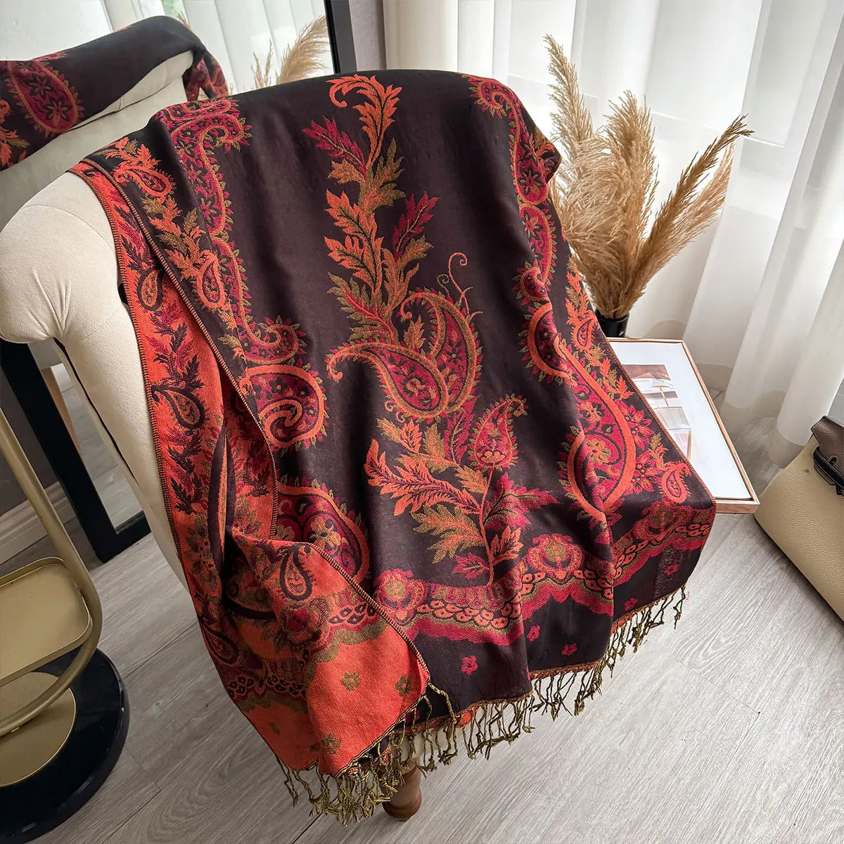 2025 Women Scarf Luxury Bohemian Style Shawl Jacquard Paisley Pattern Designer Tassel Blanket Design Lady Muslim Hijab Pashmina