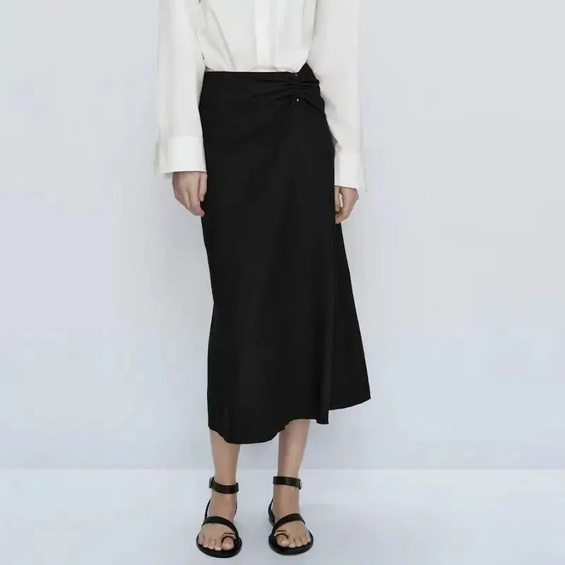 2025 Fashion Women's Beach Sandals Leather Flat Clip Toe Metal Decoration Fashion Sandals Comfortable Autumn