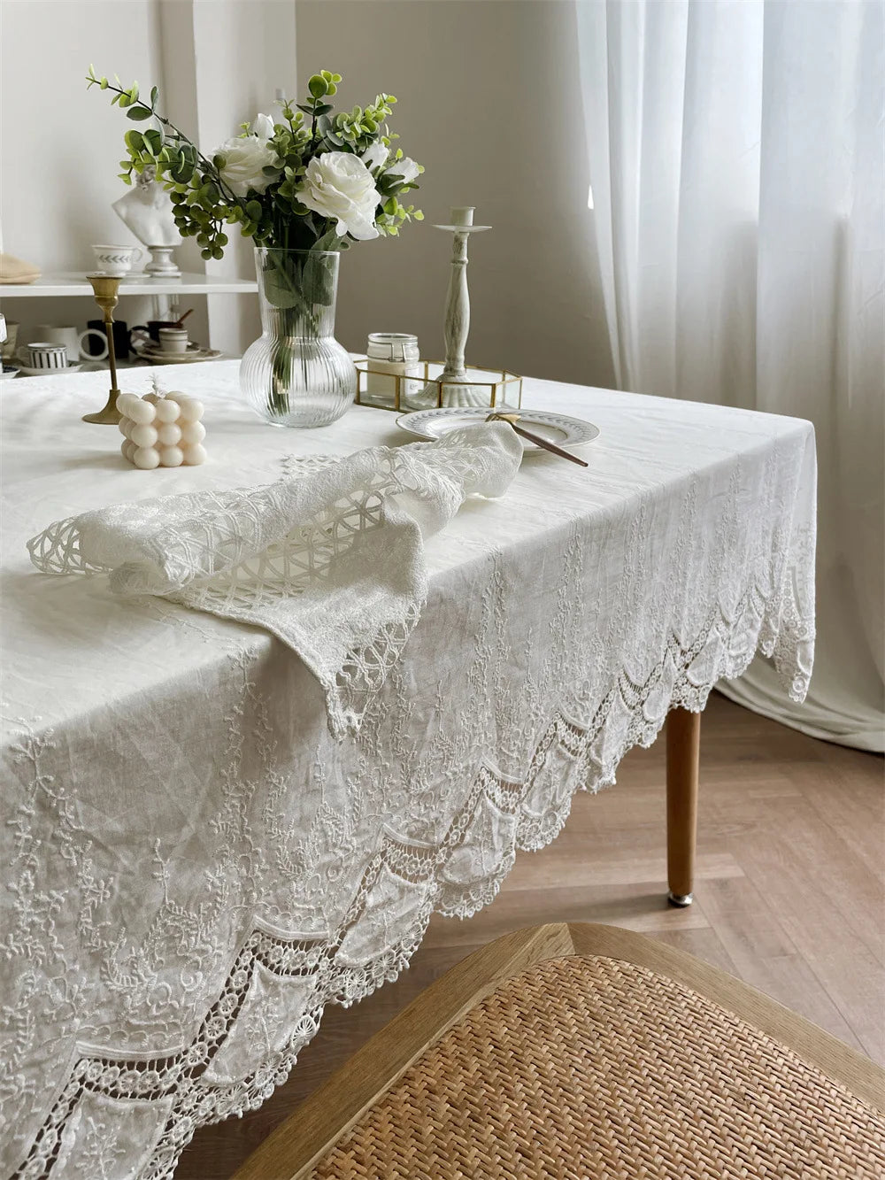 French White Lace Flower Embroidery Cotton Tablecloth for Wedding Party Decoration Table Cloth Luxurious Table Cover