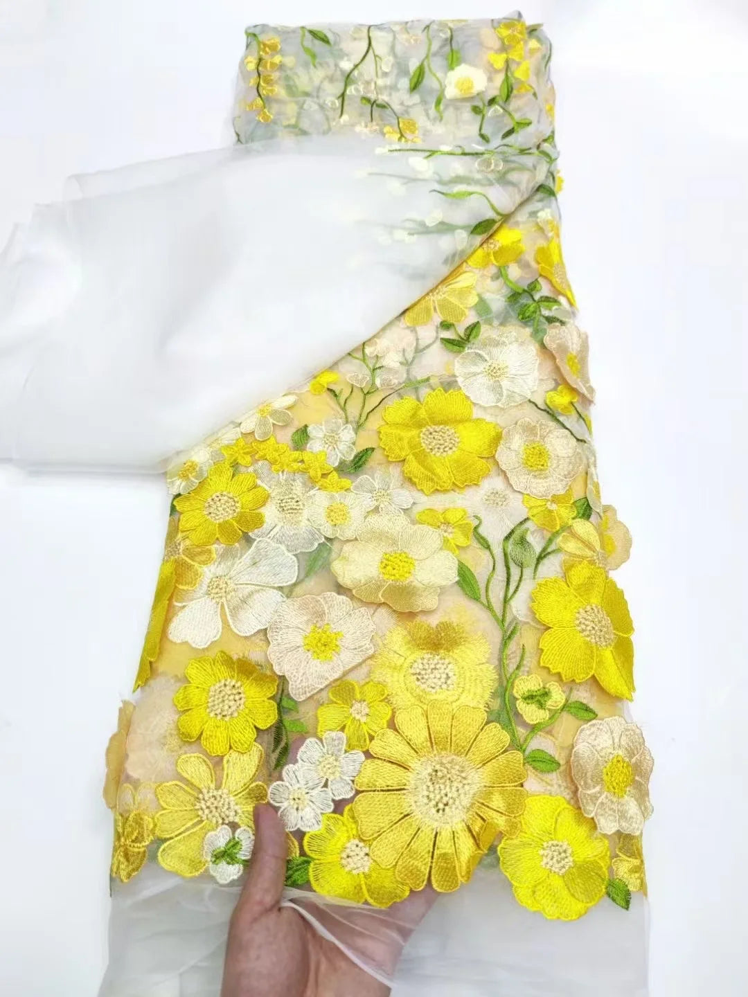 Unilateral embroidered cloth 3D applique embroidered fabric high-end women's dresses wedding dress material