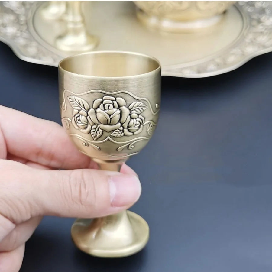 Vintage Goblet Flower Embossed Gold Communion Cup Copper Metal Wine Chalice Flower Embossed Shot Glasses Copper Metal Wine Cups