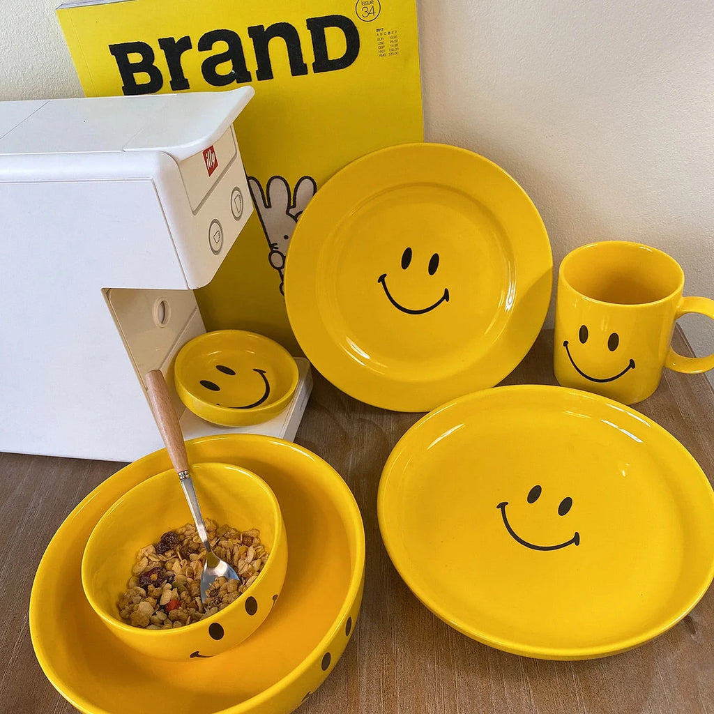 Nordic Ceramic Tableware Set Dinnerware Set Bowl High Fashion INS Yellow Cartoon Plate Soup Bowl Mug Set Modern Style High-End