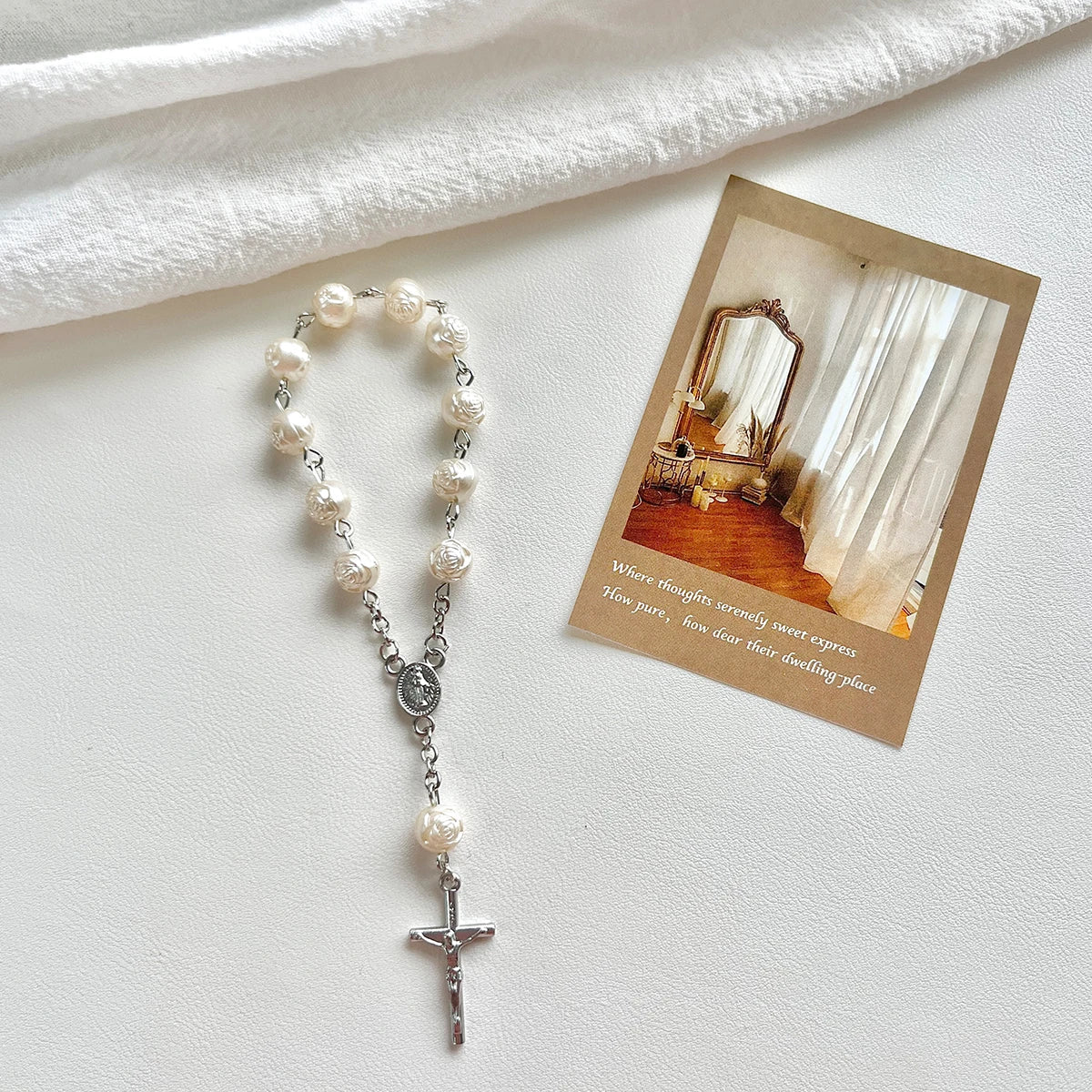 1Pcs Baby 6/8mm Glass Pearl Rosary Bracelet Eucharist Gift Cross Finger Chain Religion Mini Rosary Bracelet Pray