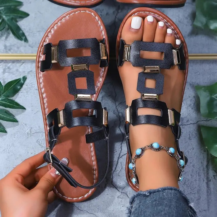 2025 Round Headed Leather Ladies' Sandals Flat Casual Beach Shoes Comfortable Footwear with Metal Decoration for Women