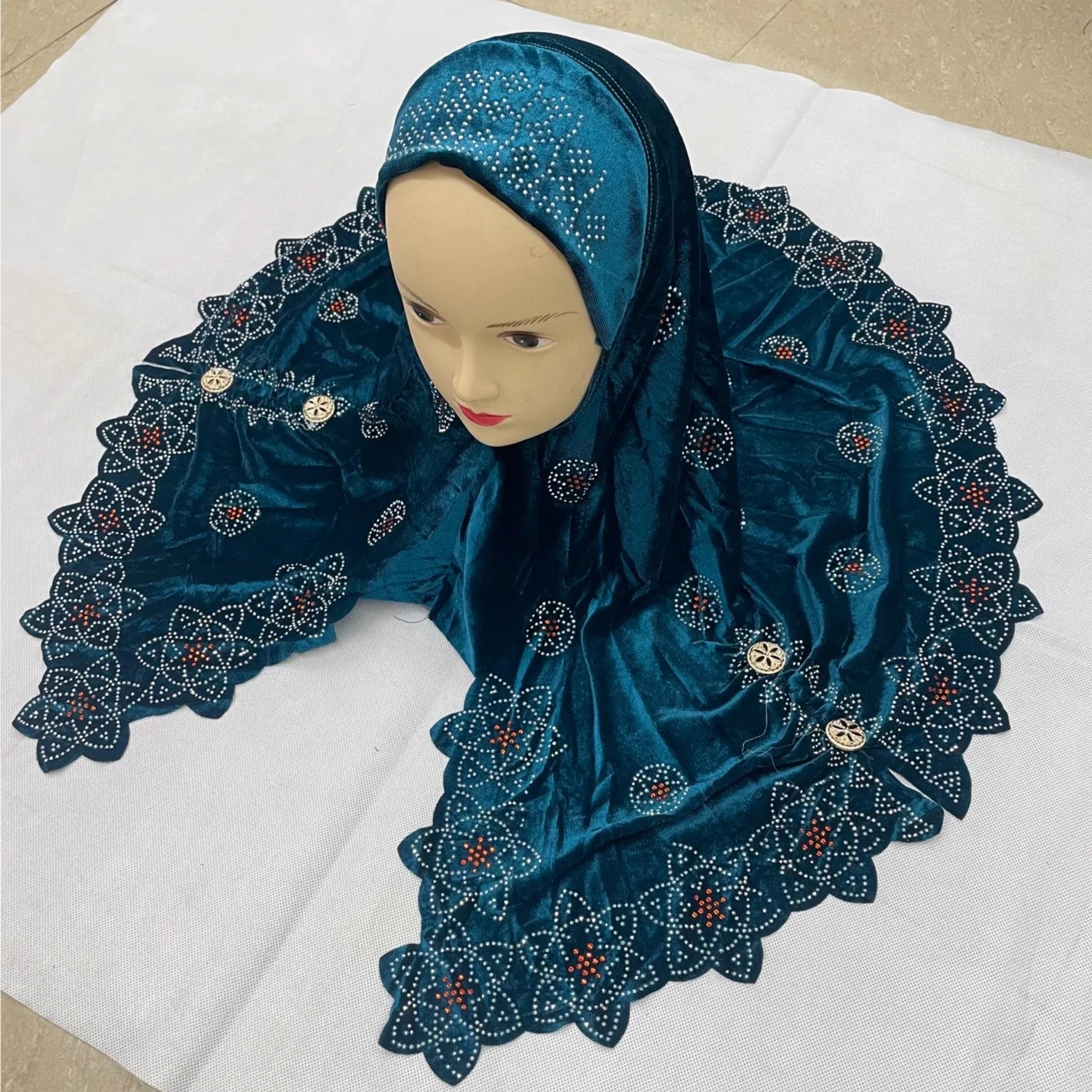 2024Fashion Muslim Cap For Women Beaded Hijab Muslim Turban Female Head Wrap Shawls and Wraps Foulard Femme 60*80Cm