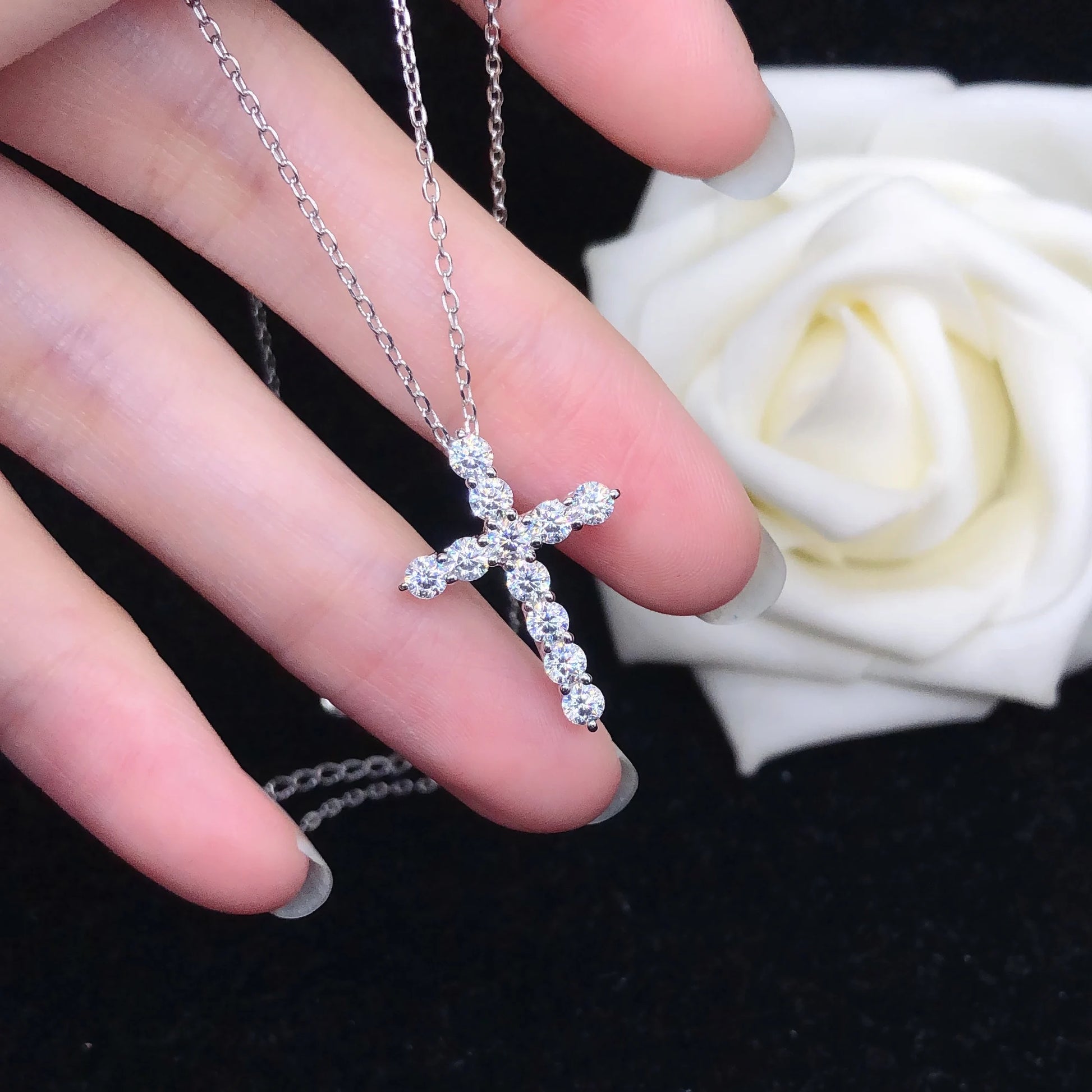 Pure White Gold AU750 Cross Necklace Moissanite Cross Necklace For Women D Color Natural Moissanite Pendant Anti-allergy