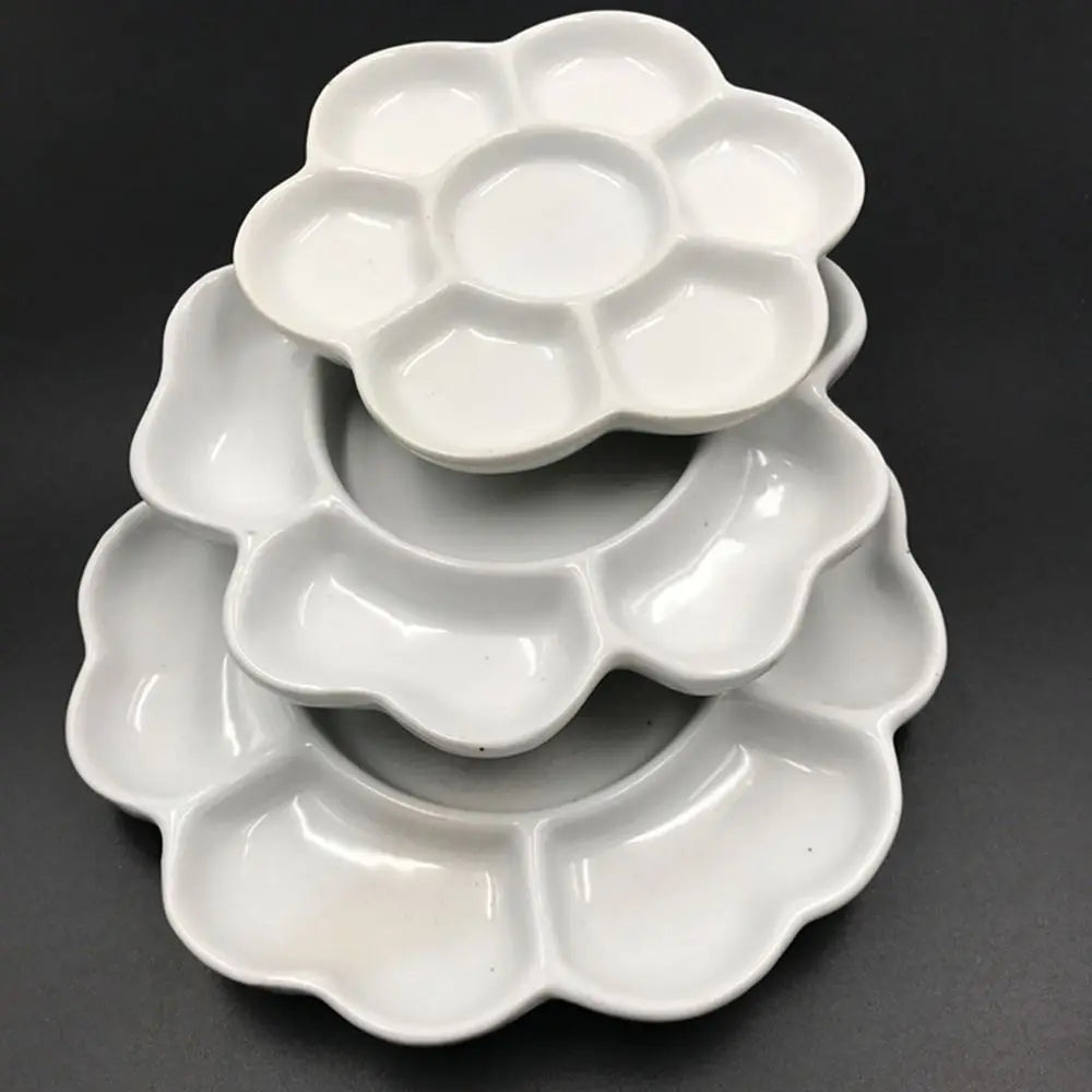 Traditional Ceramic Paint Palette Tray White Portable Porcelain Palette 3 Size Flower Shaped Plum Blossom Paint Plate for Artist