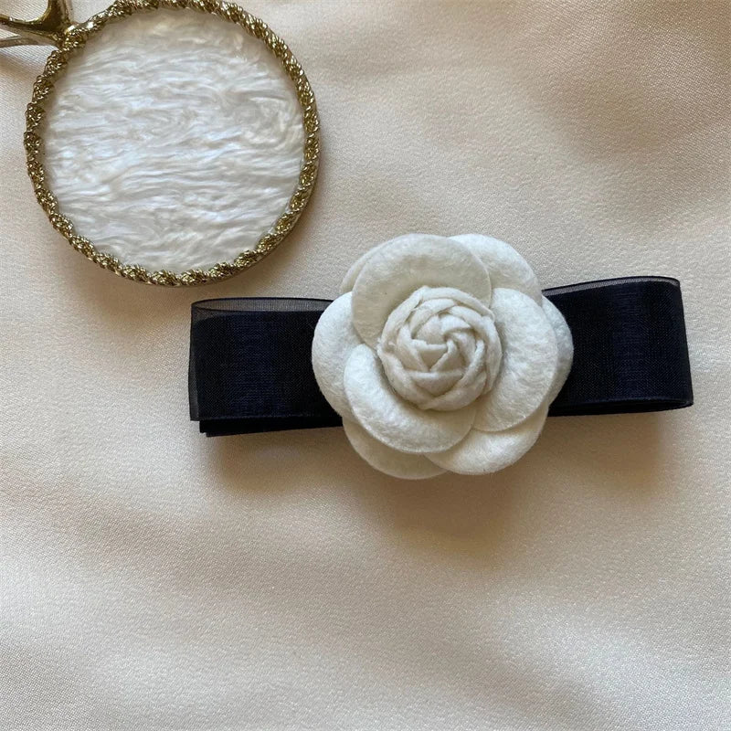 New Fabric Camellia Flower Brooch Velvet Bow Tie Ladies College Style Shirt Collar Pins Vintage Wedding Party Brooches For Women