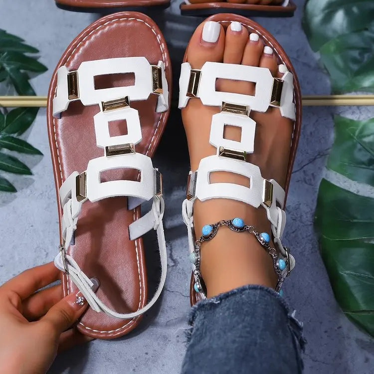 2025 Round Headed Leather Ladies' Sandals Flat Casual Beach Shoes Comfortable Footwear with Metal Decoration for Women