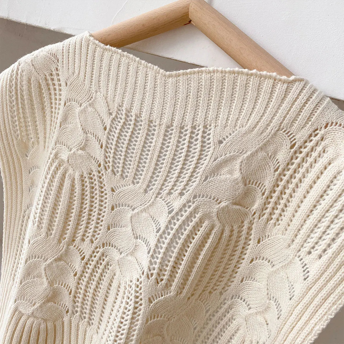 New Fashion Versatile Knitted Shawl Scarf Women High-end Capes With Shirts Fashion Thin Neck Protectors For Spring and Autumn