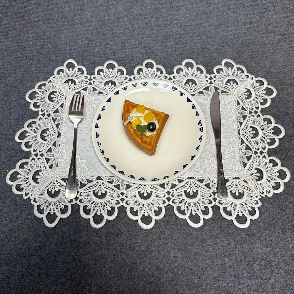Fashionable Lace Table Cloth European Style Floral Embroidery Table Cloth Waterproof PU Mat Table Ornament