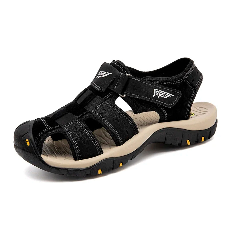 2025 New Fashion Men's Sandals Summer Soft Beach Sandals Comfortable Genuine Leather Men Sandals Outdoor Non-slip Wading Shoes