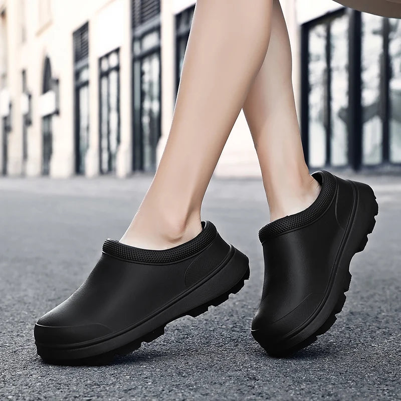 2025 Men Chef Shoes Women Non-slip Waterproof Oil-proof Kitchen Shoes Nurse shoes Work Shoes For Master Restaurant Sandal