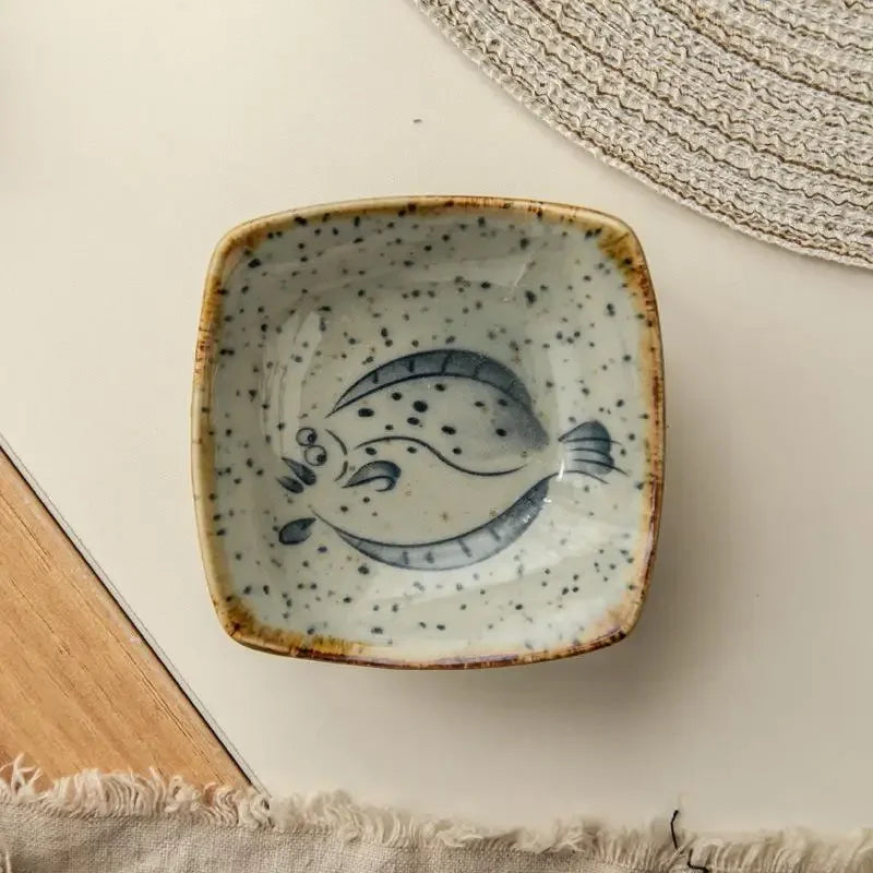 Ceramic Dishes Vintage Small Plate Japanese Creative Cartoon Seafood Sauce Dish Seasoning Plate Home Kitchen Tableware