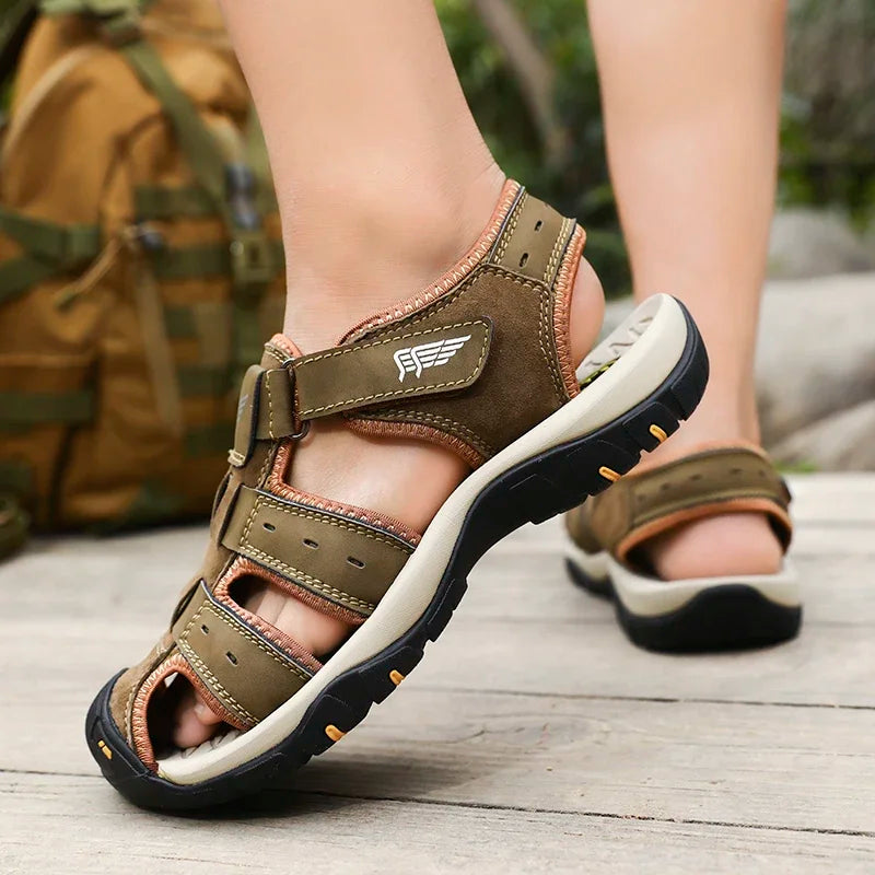2025 New Fashion Men's Sandals Summer Soft Beach Sandals Comfortable Genuine Leather Men Sandals Outdoor Non-slip Wading Shoes
